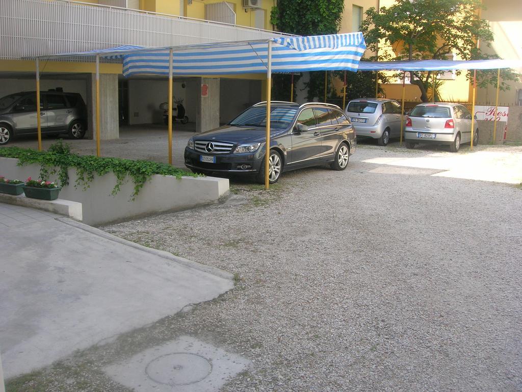 Residence Suisse Cattolica Dış mekan fotoğraf