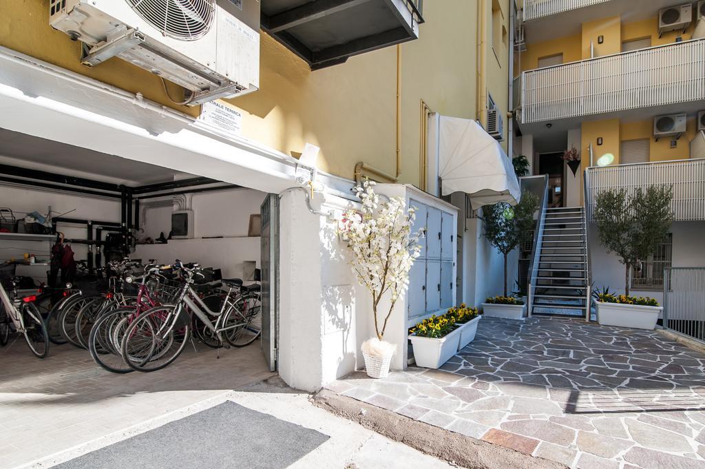 Residence Suisse Cattolica Dış mekan fotoğraf